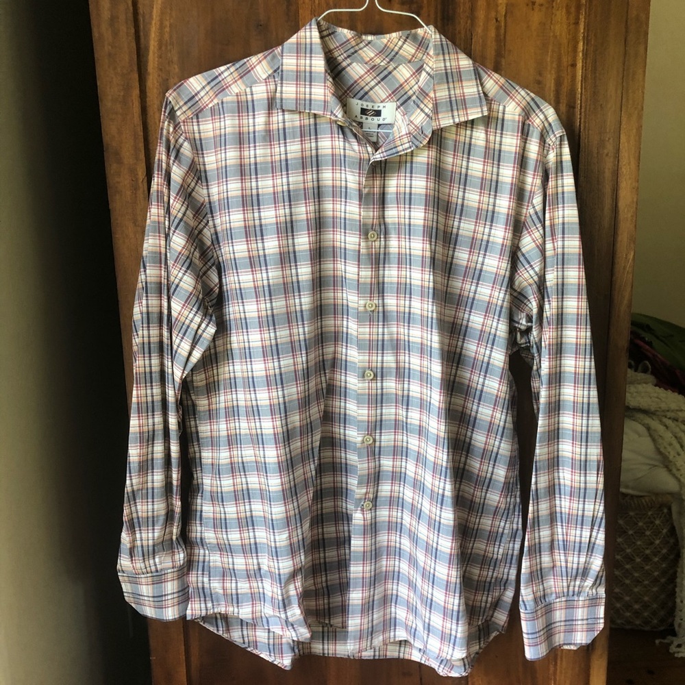 Men’s dress shirt button up